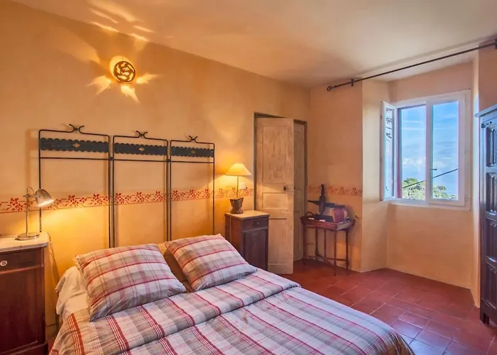 A Ventosa * Bastia (Corsica)